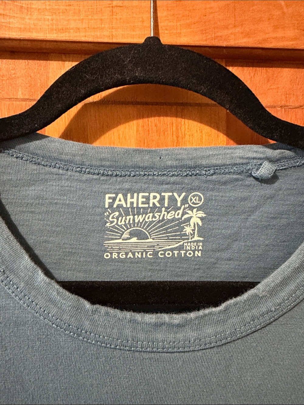 Faherty Sunwashed Pocket Cotton Mens T-Shirt - Picture 4 of 7